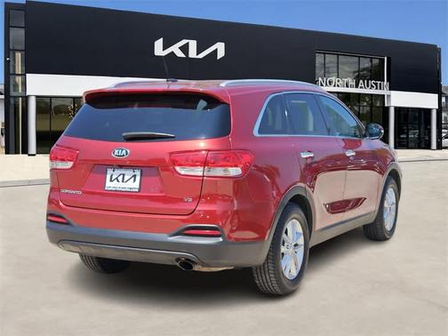 2017 Kia Sorento LX