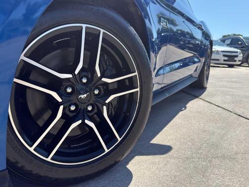 Lightning Blue Metallic 2018 Ford Mustang GT