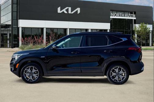 2022 Kia Seltos EX