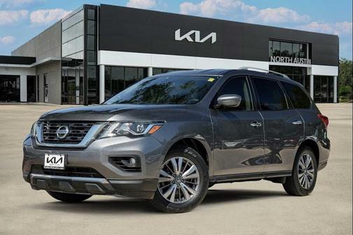 2019 Nissan Pathfinder SV