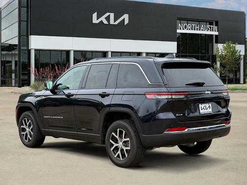Midnight Sky 2024 Jeep Grand Cherokee Limited