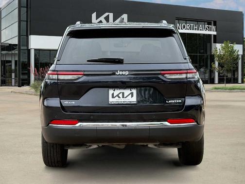 Midnight Sky 2024 Jeep Grand Cherokee Limited