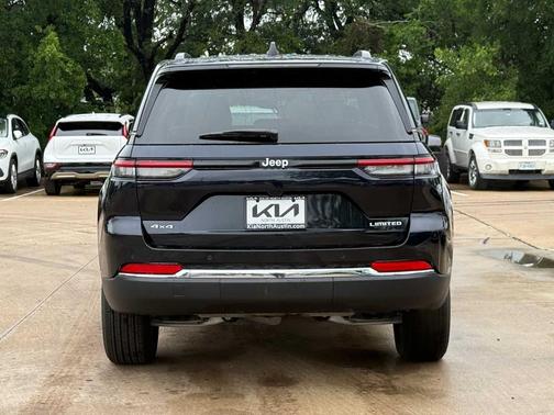 Midnight Sky 2024 Jeep Grand Cherokee Limited