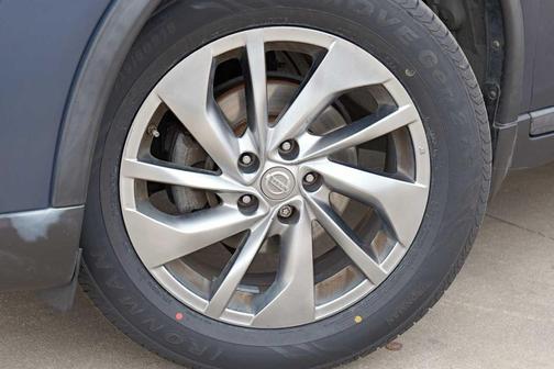 2015 Nissan Rogue SL