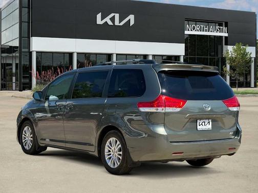Cypress Pearl 2012 Toyota Sienna XLE
