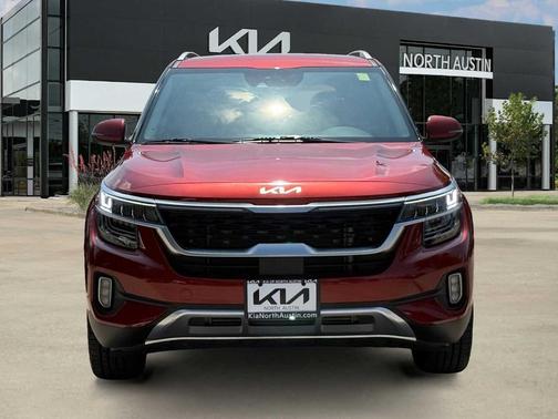 Mars Orange 2023 Kia Seltos SX