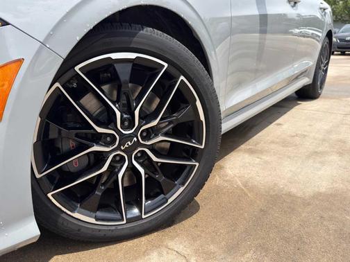 Wolf Gray 2023 Kia K5 GT