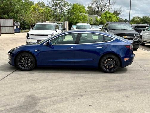 Blue 2020 Tesla Model 3 Long Range