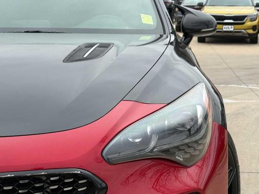 2020 Kia Stinger GT1