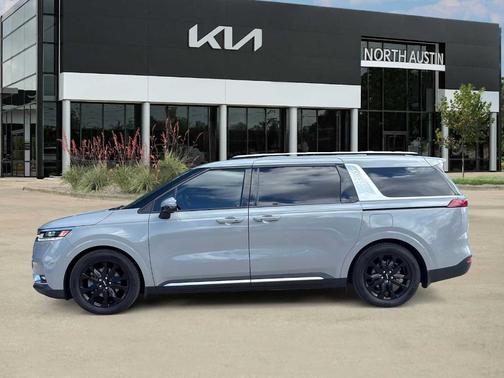 Ceramic Silver 2022 Kia Carnival SX Prestige