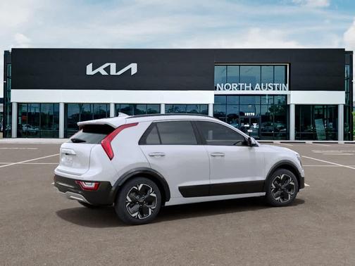 Snow White Pearl 2026 Kia Niro EV Wave