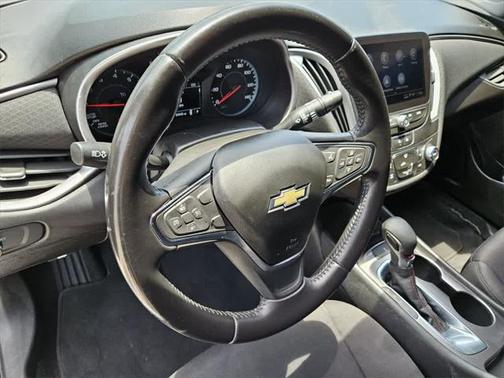 2021 Chevrolet Malibu RS