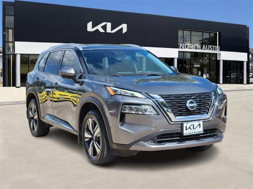 2022 Nissan Rogue SL