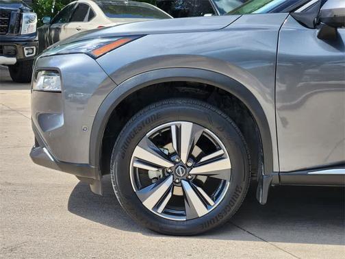 2022 Nissan Rogue SL