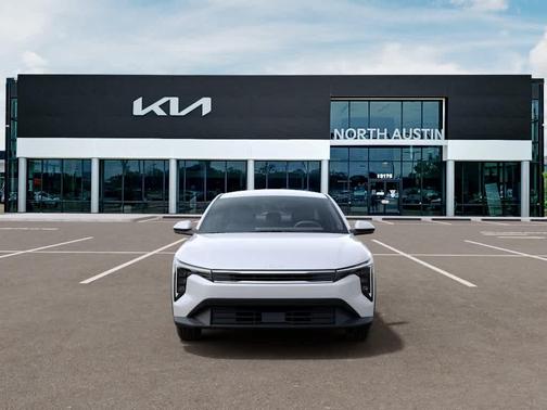 White 2026 Kia K4 LXS