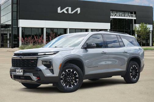 Sterling Gray Metallic 2024 Chevrolet Traverse Z71