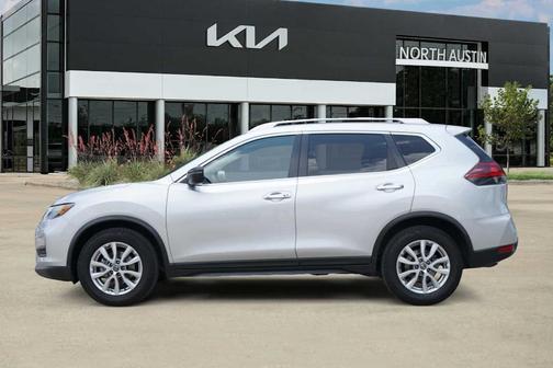 Brilliant Silver Metallic 2019 Nissan Rogue SV
