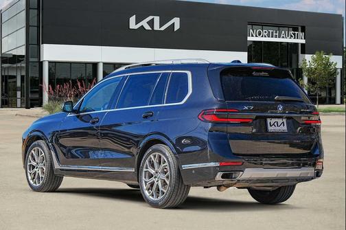 2023 BMW X7 xDrive40i