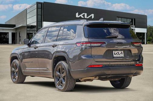 2022 Jeep Grand Cherokee L Laredo