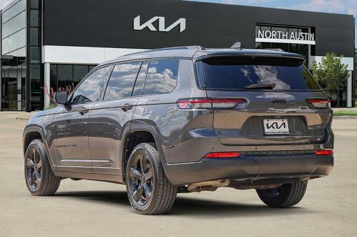 2022 Jeep Grand Cherokee L Laredo