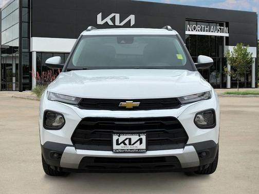Summit White 2022 Chevrolet Trailblazer LT