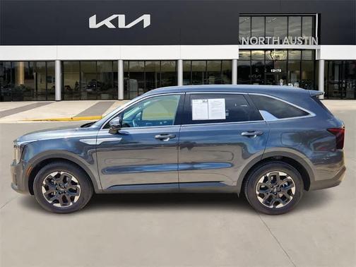 2024 Kia Sorento S