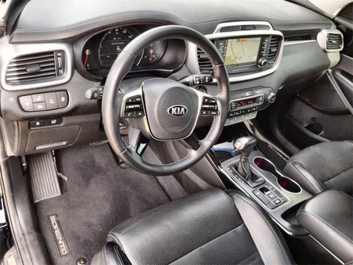 2019 Kia Sorento SX