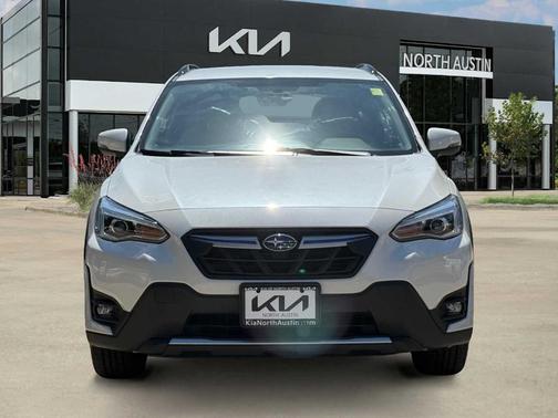 Sun Blaze Pearl 2024 Subaru Crosstrek Premium