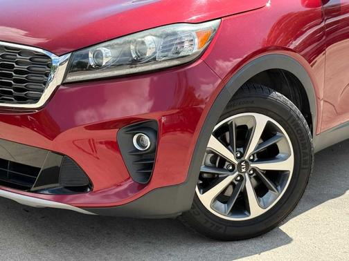 Passion Red 2019 Kia Sorento EX V6