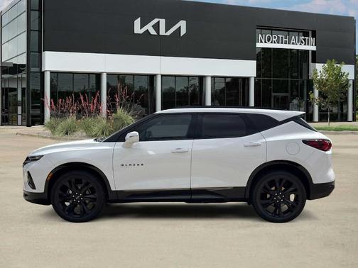 Summit White 2019 Chevrolet Blazer RS