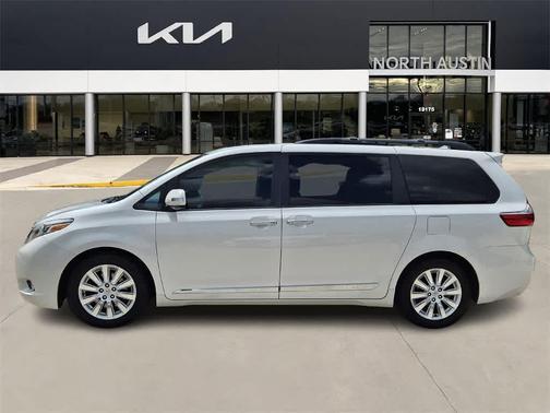 2016 Toyota Sienna Limited Premium