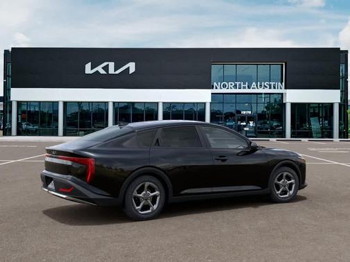 Black 2026 Kia K4 LXS