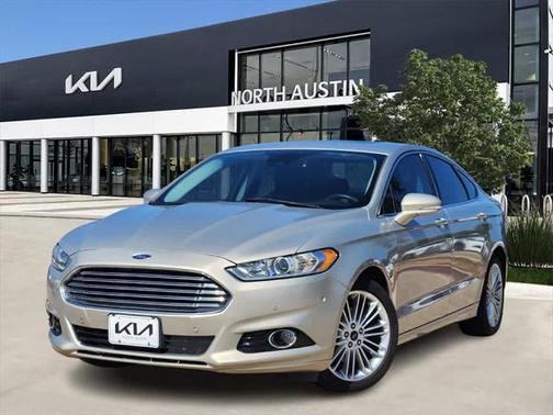 2015 Ford Fusion SE