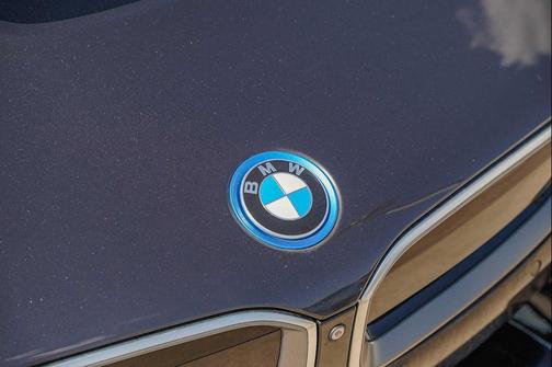 2016 BMW i8 Base
