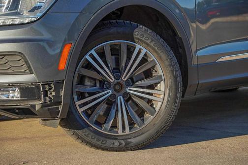 2018 Volkswagen Tiguan 2.0T SEL