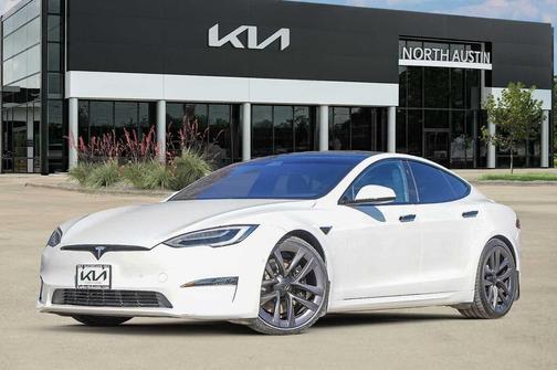 2022 Tesla Model S Base