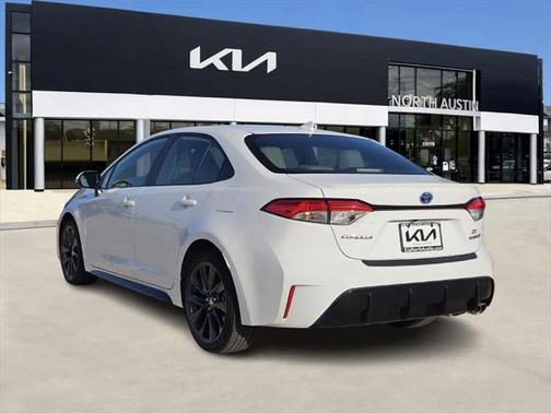 2024 Toyota Corolla Hybrid SE
