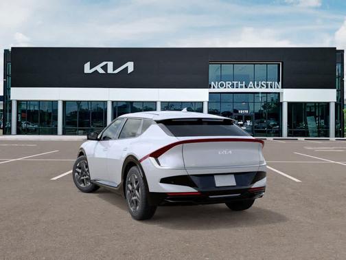 2025 Kia EV6 Light Long Range