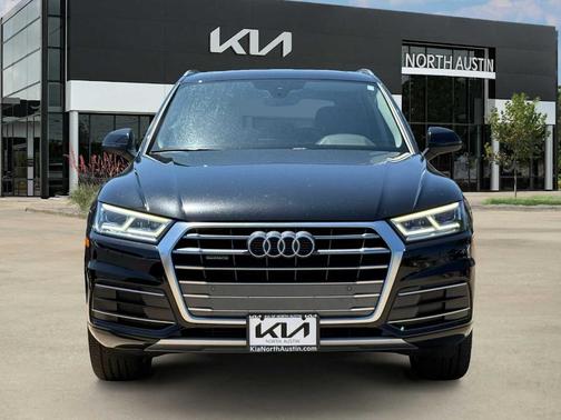 Mythos Black Metallic 2018 Audi Q5 2.0T Premium Plus