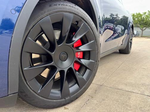 Blue 2020 Tesla Model Y Long Range