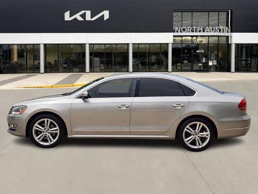 2013 Volkswagen Passat 2.0 TDI SEL Premium