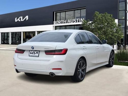 2024 BMW 330e 330e