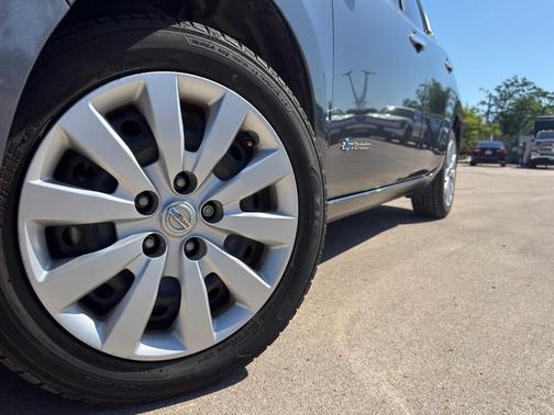 Metallic Slate 2013 Nissan Leaf S