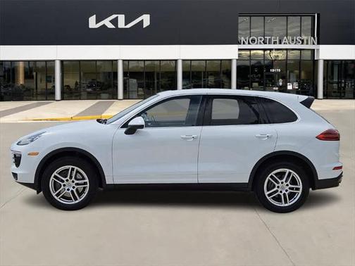 2016 Porsche Cayenne Base