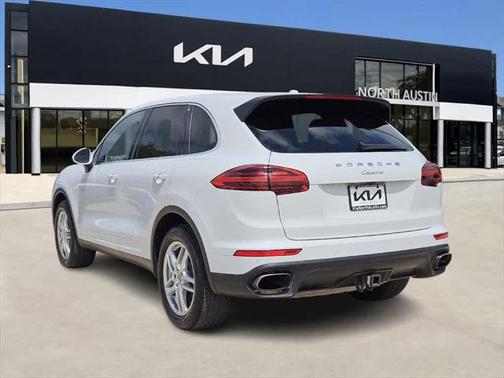 2016 Porsche Cayenne Base