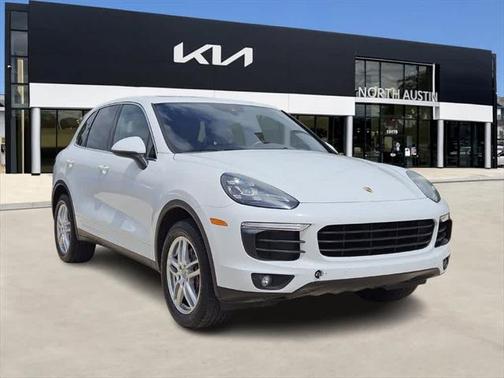 2016 Porsche Cayenne Base