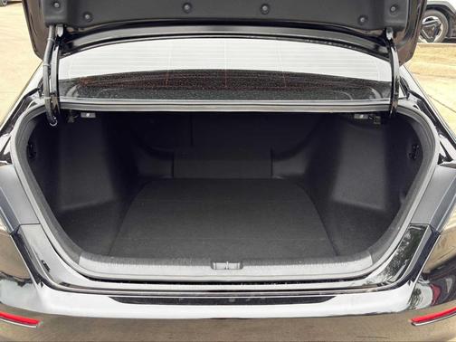 Crystal Black Pearl 2026 Honda Accord Hybrid Sport-L
