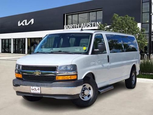 2019 Chevrolet Express 3500 LT