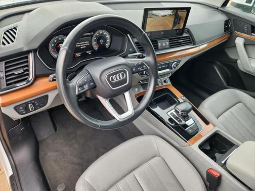 2021 Audi Q5 40 Premium Plus