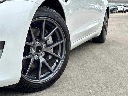 White 2023 Tesla Model 3 Base